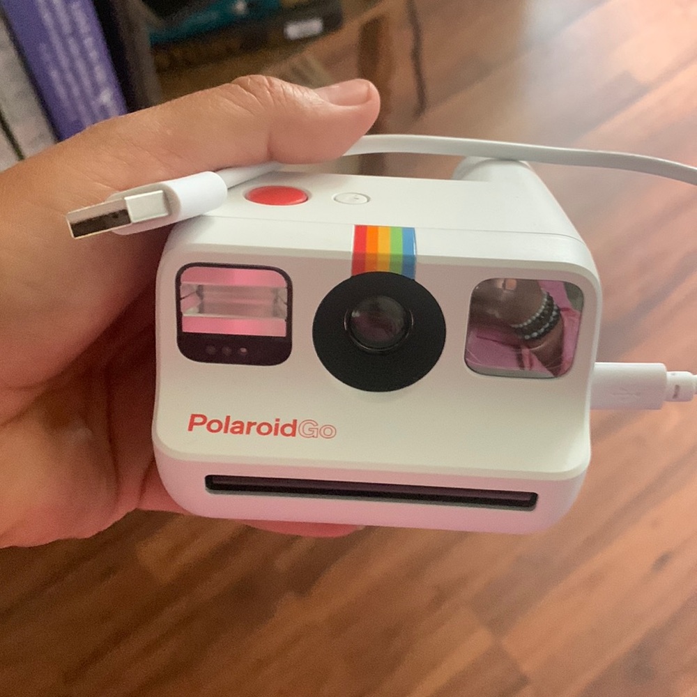 Polaroid Go with chargeable USB
